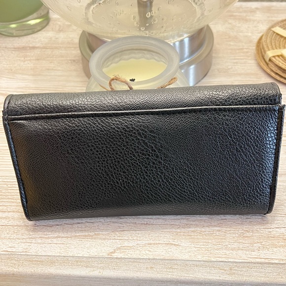 Faux Leather Ladies' Wallet - Picture 4 of 6